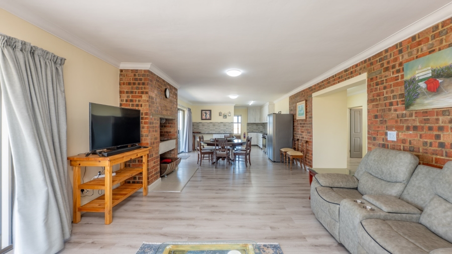 To Let 3 Bedroom Property for Rent in Agulhas Western Cape